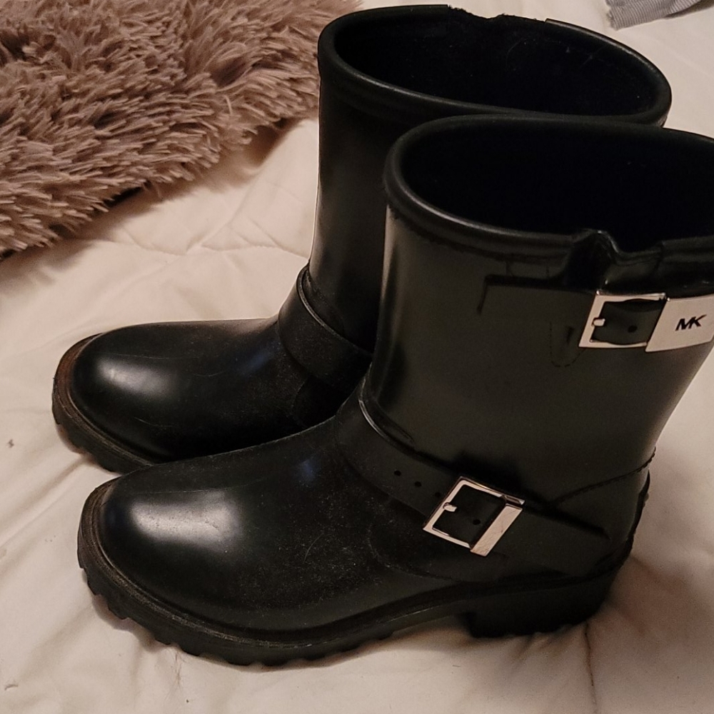 Michael kors rain boots 👢size 8